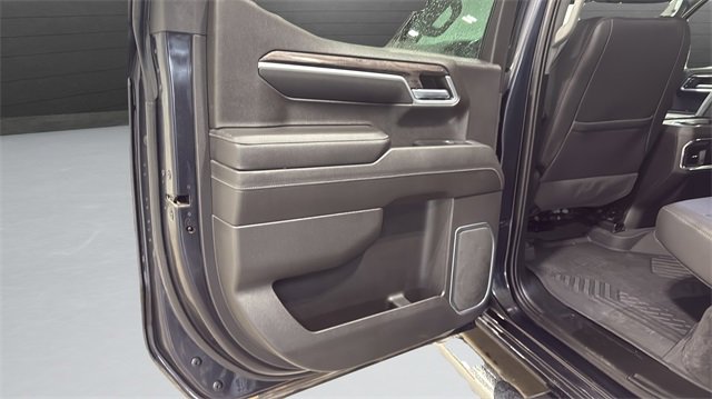 Used 2022 Chevrolet Silverado 1500 LTZ image 28