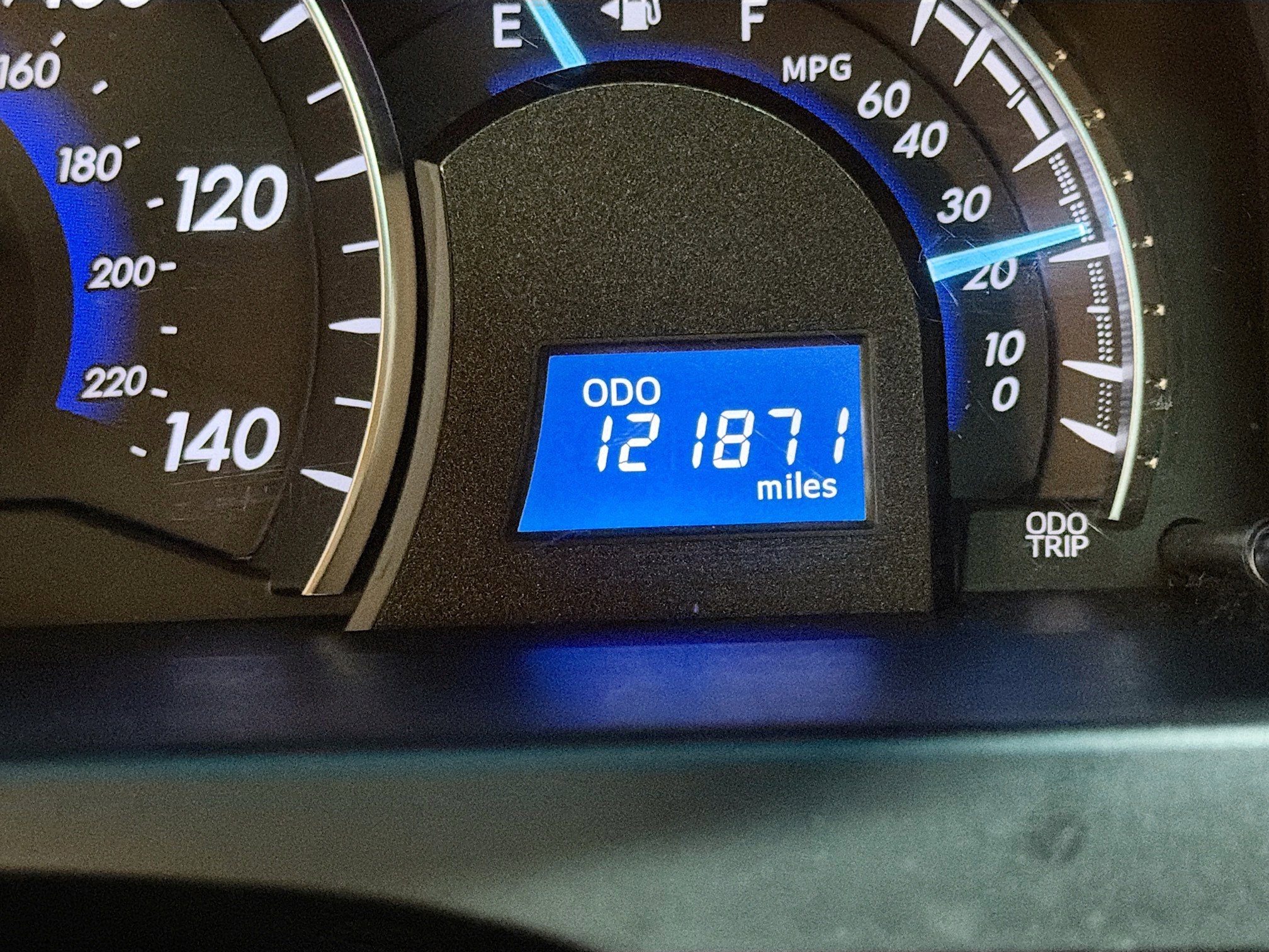 Used 2013 Toyota Camry XLE w/ Leather Pkg image 19