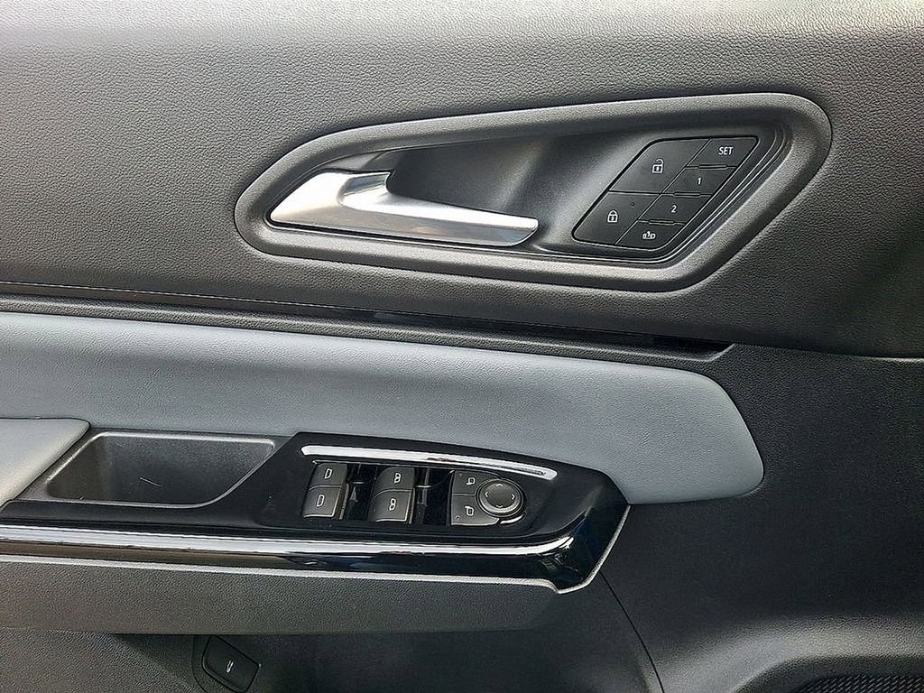 Used 2025 Honda Prologue Touring image 13