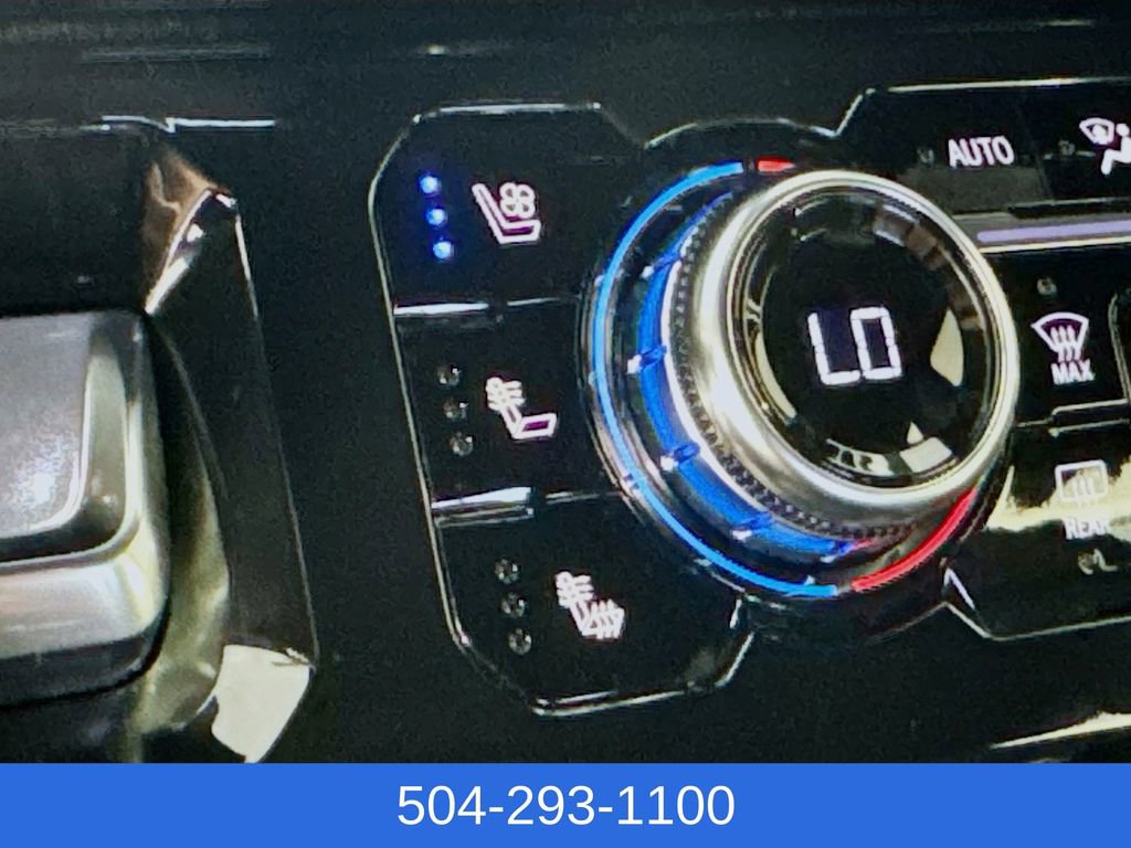 Used 2025 GMC Sierra 1500 AT4 w/ AT4 Premium Package AWD/4WD image 23