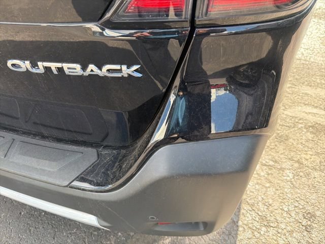 Used 2024 Subaru Outback Limited AWD/4WD image 3