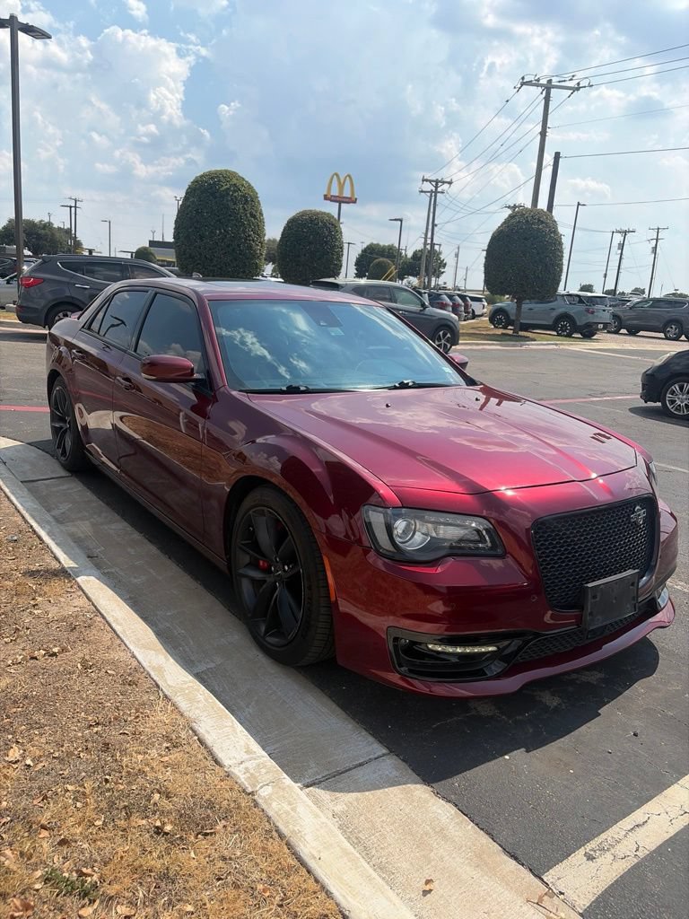 Used 2023 Chrysler 300 C RWD image 3