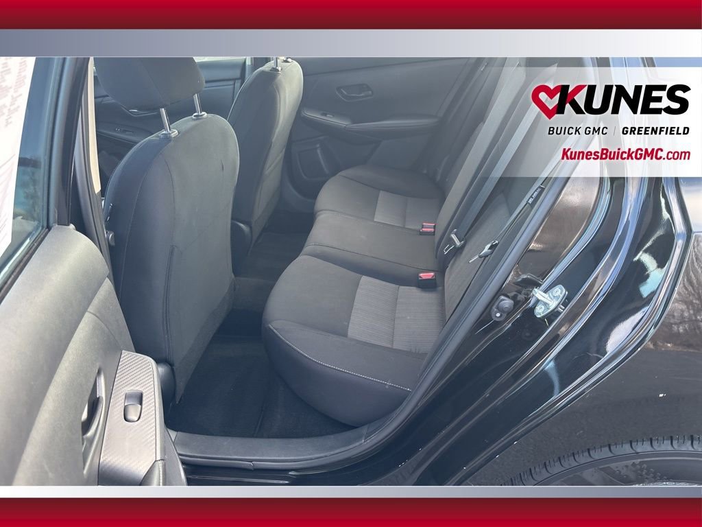 Used 2024 Nissan Sentra SV FWD image 29