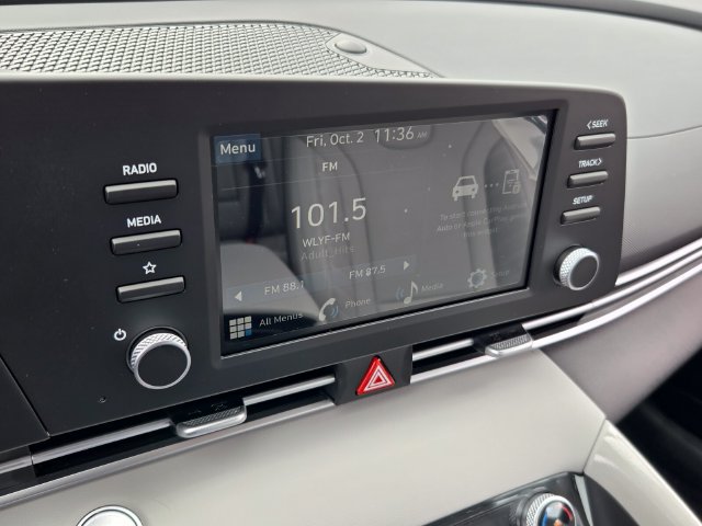 New 2026 Hyundai Elantra SEL Sport FWD image 9