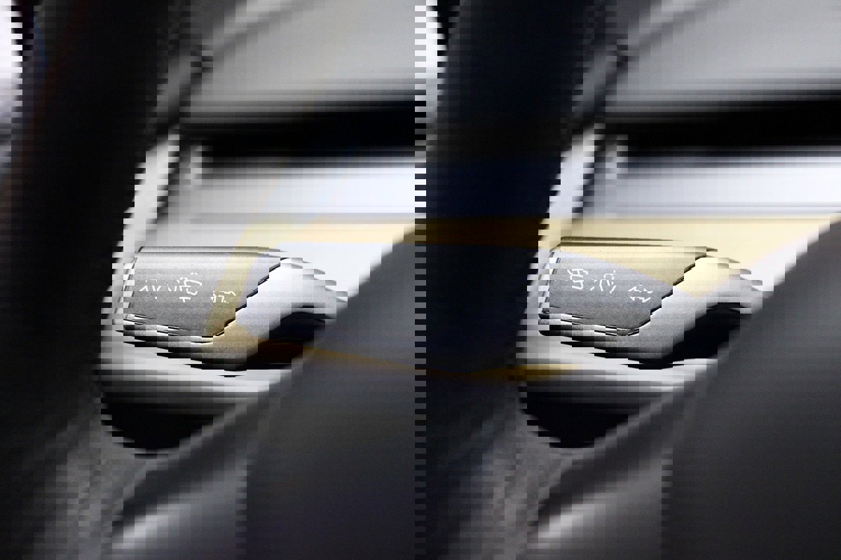 Used 2023 Tesla Model Y Long Range image 24