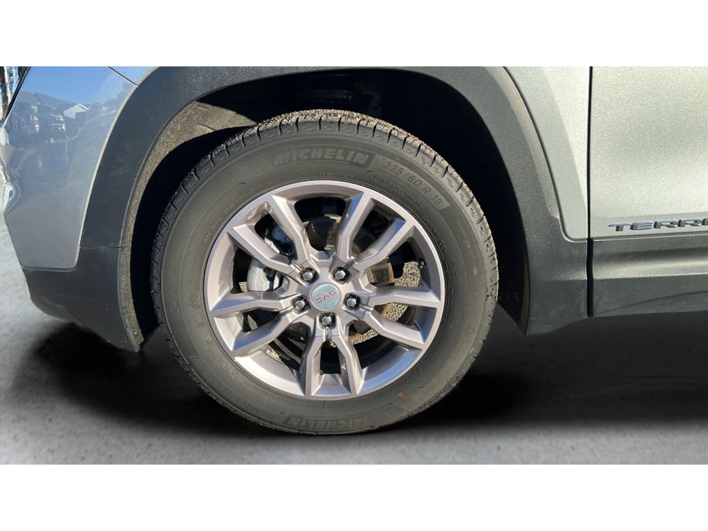 Certified 2024 GMC Terrain SLT w/ Infotainment Package II image 35