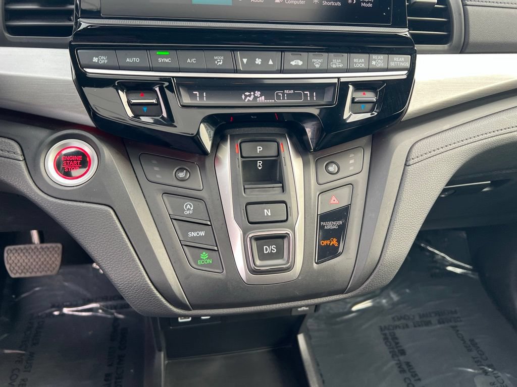 Used 2025 Honda Odyssey Sport-L image 42