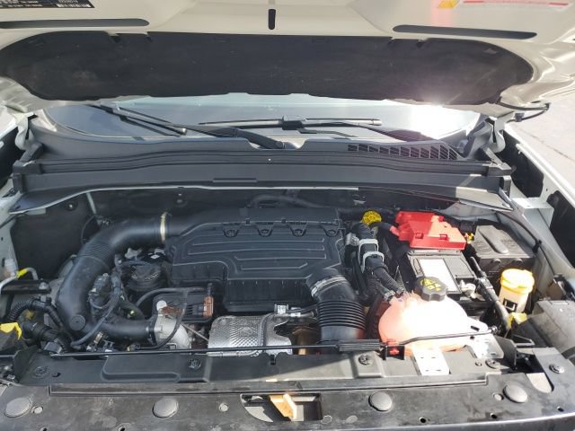 Used 2023 Jeep Renegade Trailhawk w/ Trailhawk Elite Group AWD/4WD image 11