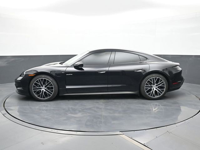 Certified 2025 Porsche Taycan image 2