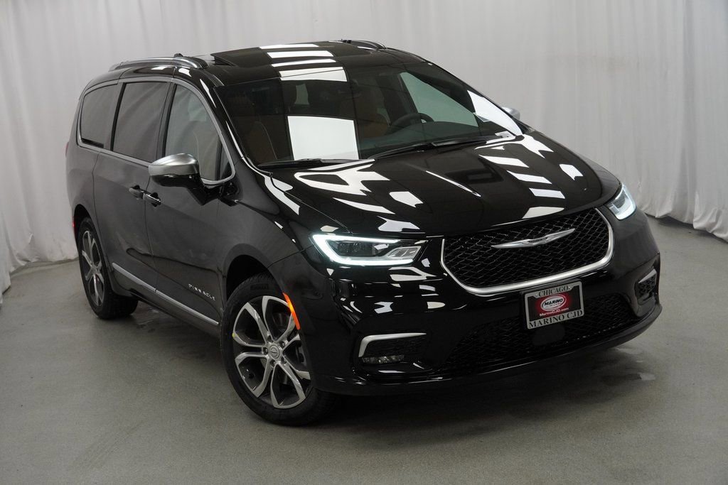 New 2026 Chrysler Pacifica Pinnacle image 8