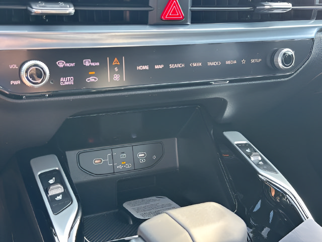 New 2026 Kia Sorento SX Prestige AWD/4WD image 14