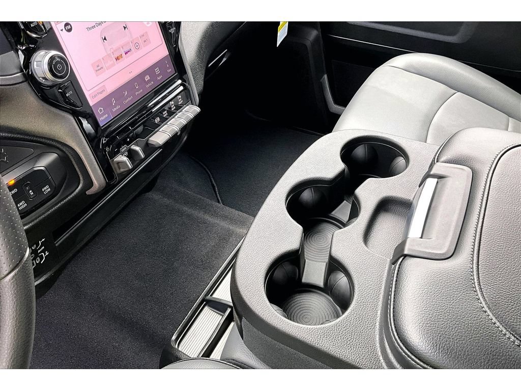 New 2026 RAM 3500 Tradesman AWD/4WD image 9