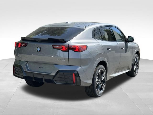 New 2026 BMW X2 xDrive28i w/ Technology Package AWD/4WD image 4