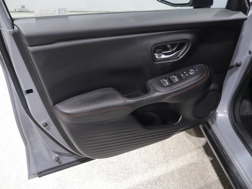 Used 2024 Honda HR-V Sport image 11