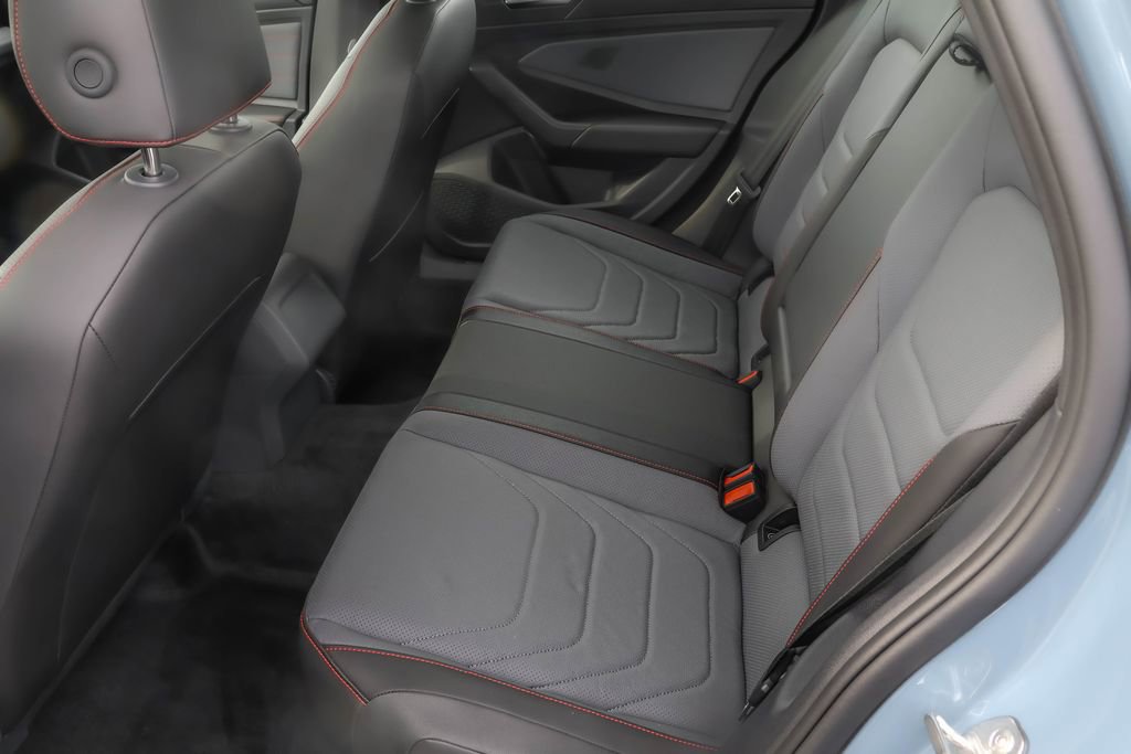 Used 2025 Volkswagen Jetta GLI Autobahn w/ GLI Black Package image 27