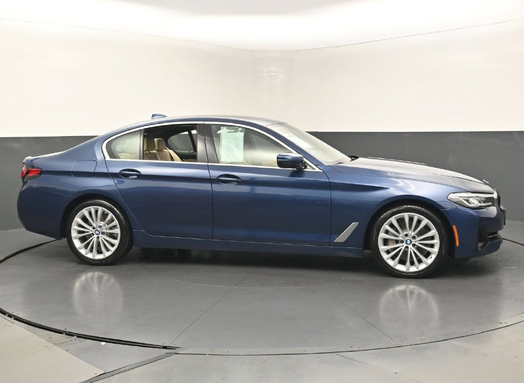 Used 2023 BMW 530i xDrive w/ Convenience Package AWD/4WD image 11