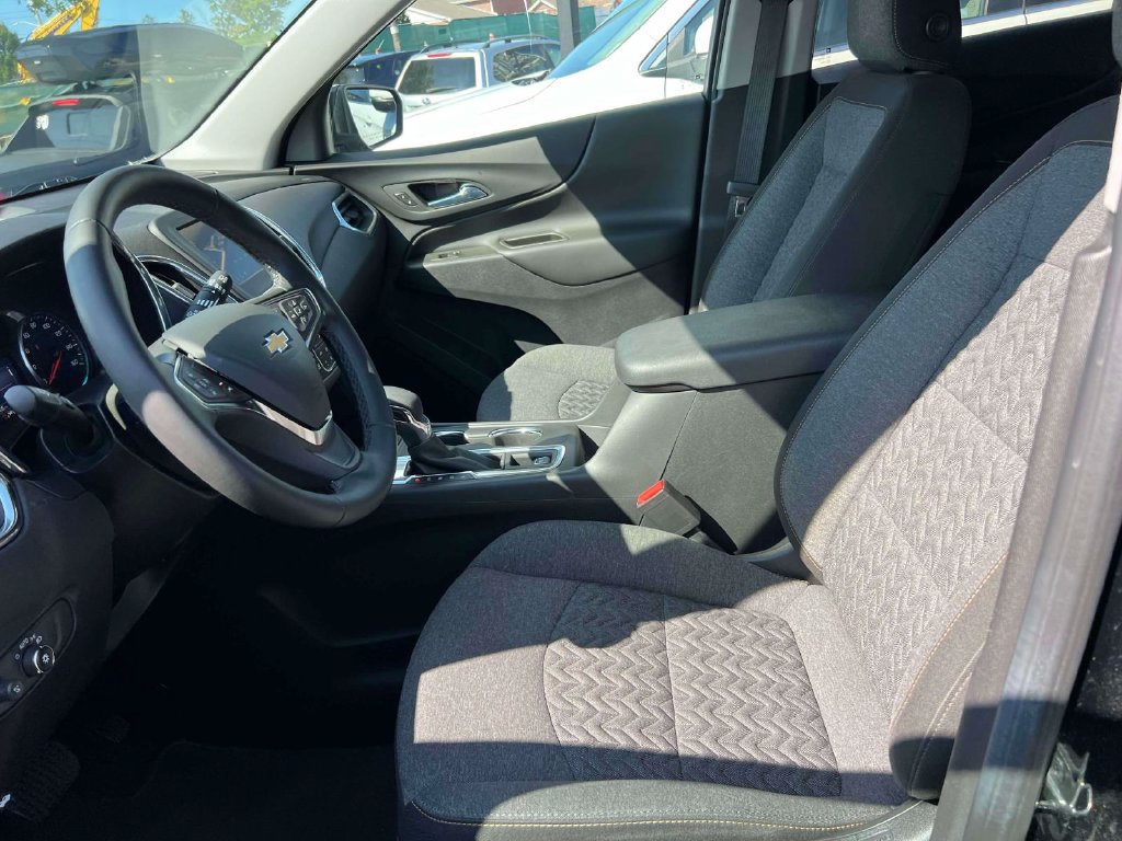 Used 2023 Chevrolet Equinox LT AWD/4WD image 15