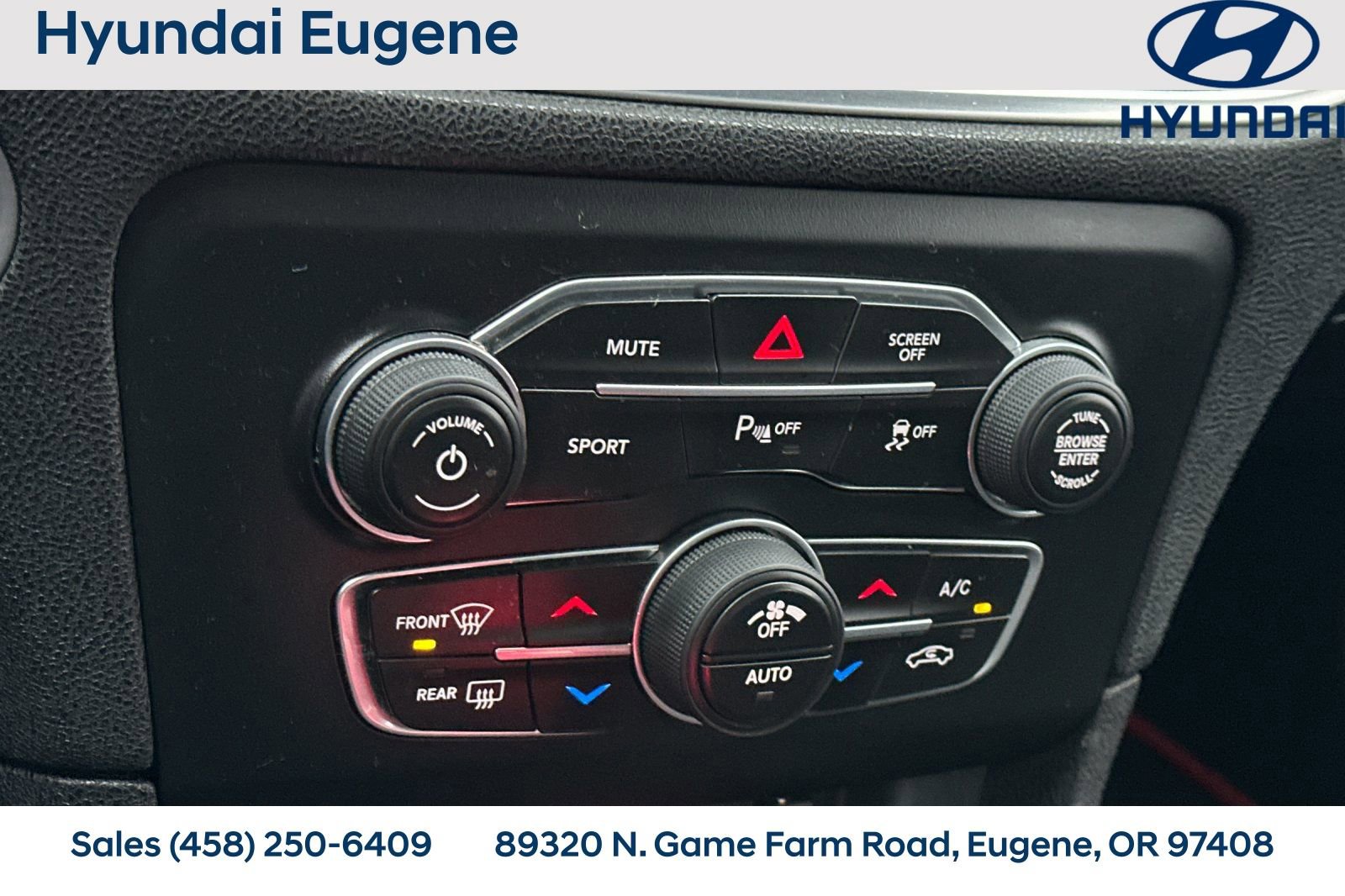 Used 2018 Dodge Charger R/T image 25