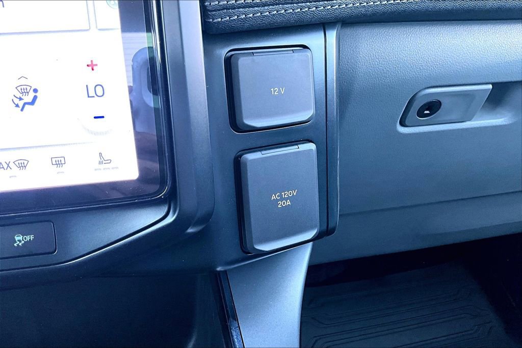 New 2025 Ford F150 Lightning Flash image 19