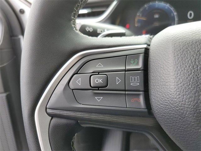 Used 2023 Jeep Grand Cherokee Laredo w/ Luxury Tech Group I image 25