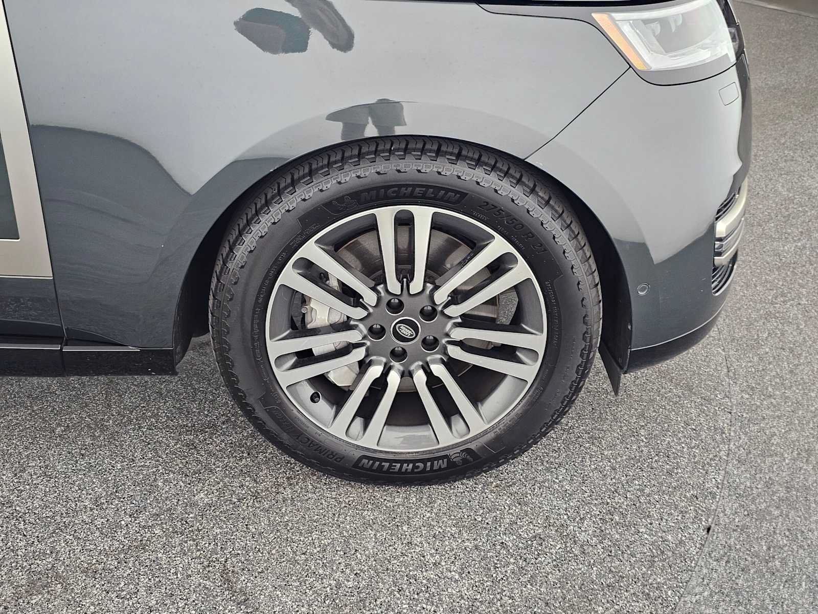 Certified 2023 Land Rover Range Rover SE AWD/4WD image 9
