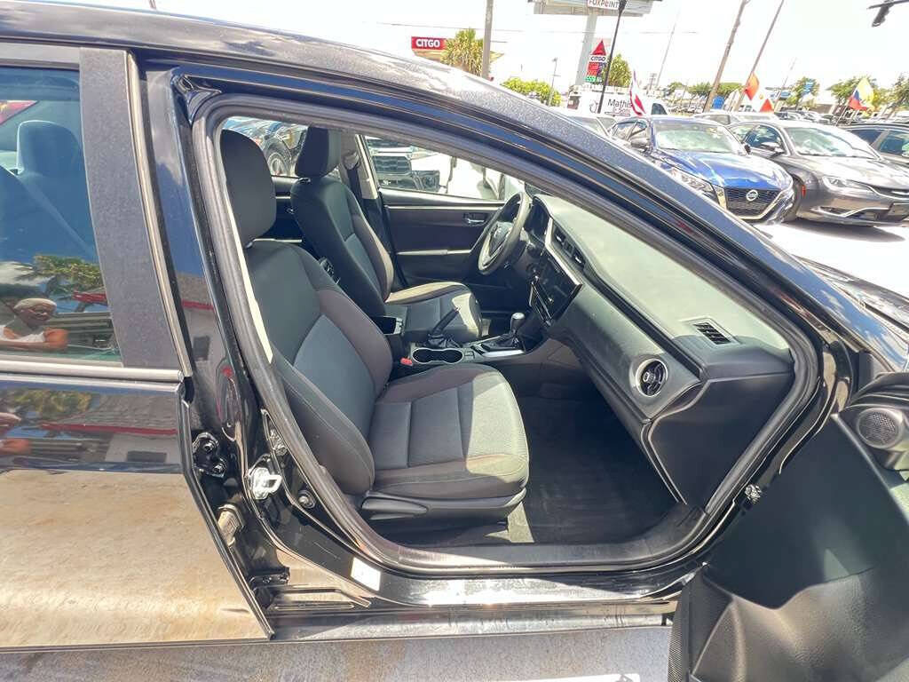 Used 2019 Toyota Corolla LE FWD image 6