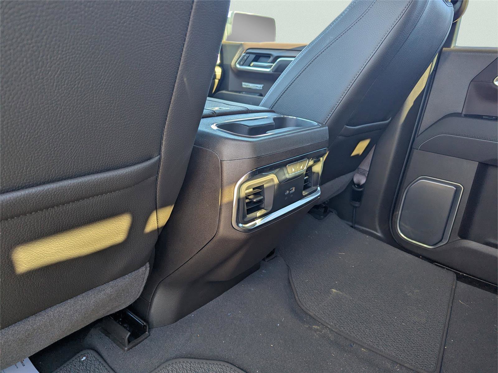 New 2026 GMC Sierra 1500 Denali w/ Denali Reserve Package image 24