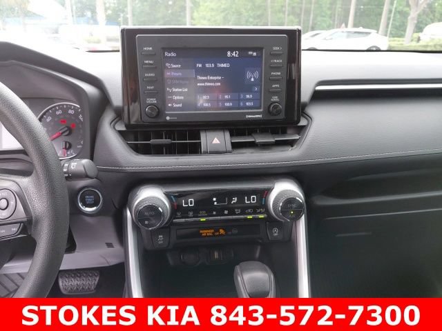 Used 2021 Toyota RAV4 XLE FWD image 13