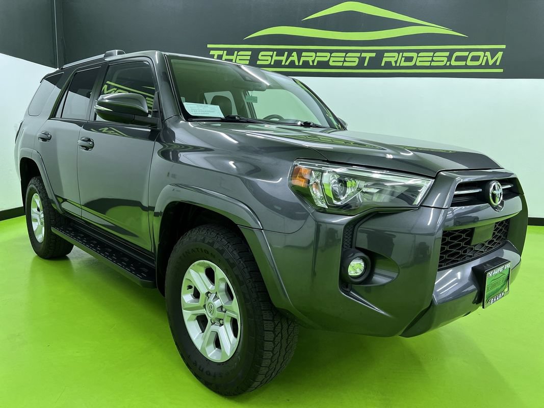 Used 2022 Toyota 4Runner SR5 Premium AWD/4WD image 2