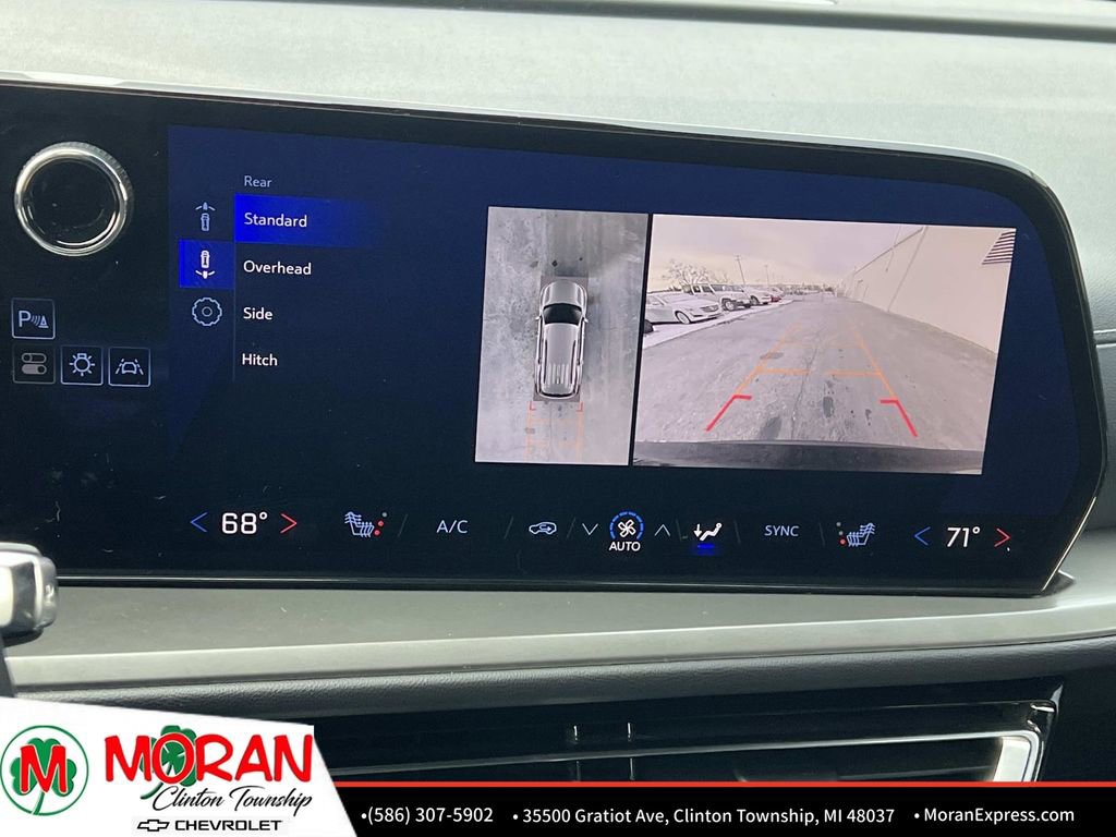 Used 2024 Chevrolet Traverse LT w/ Trailering Package image 21