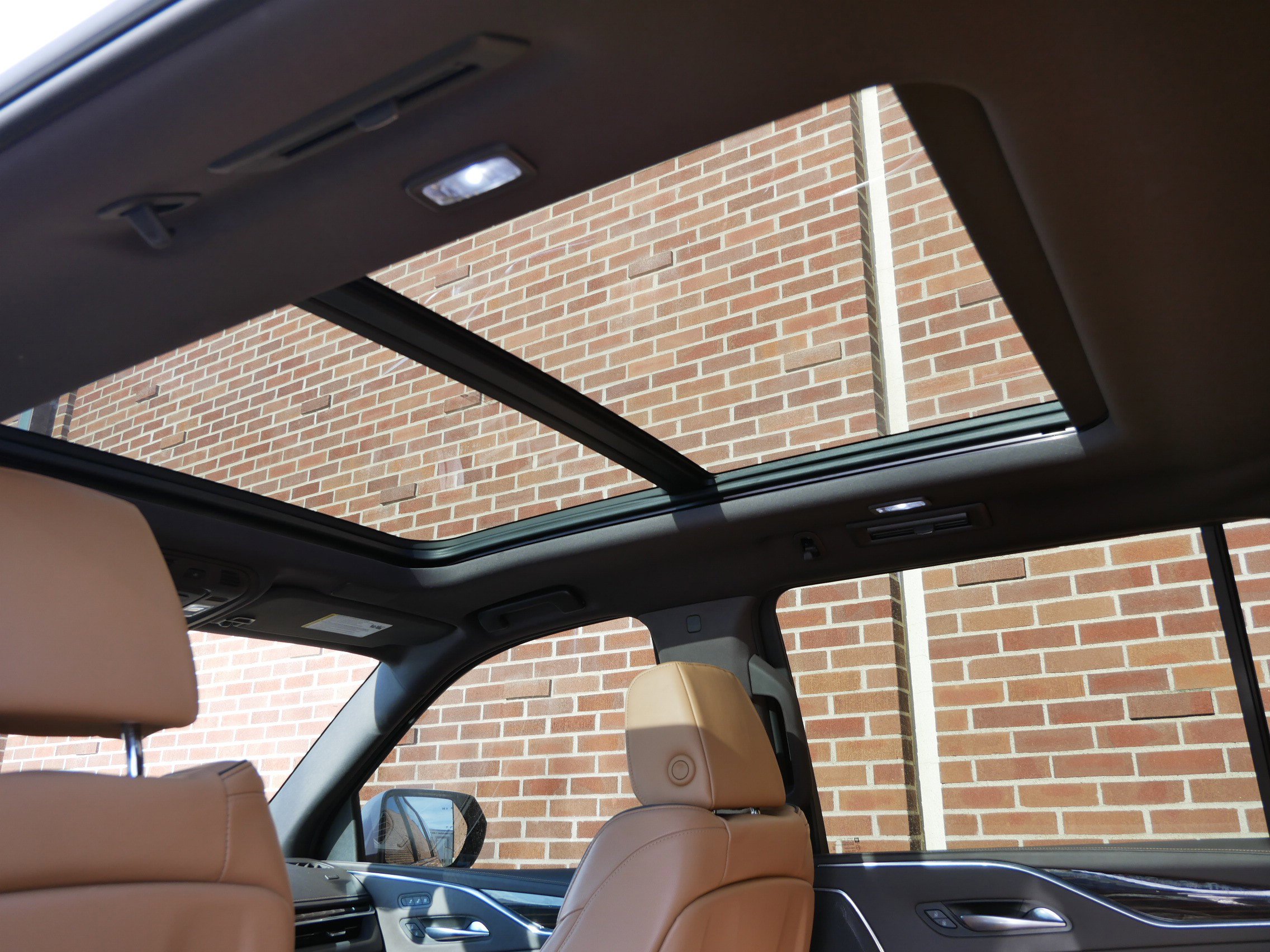 Used 2023 Cadillac Escalade ESV Premium Luxury image 12