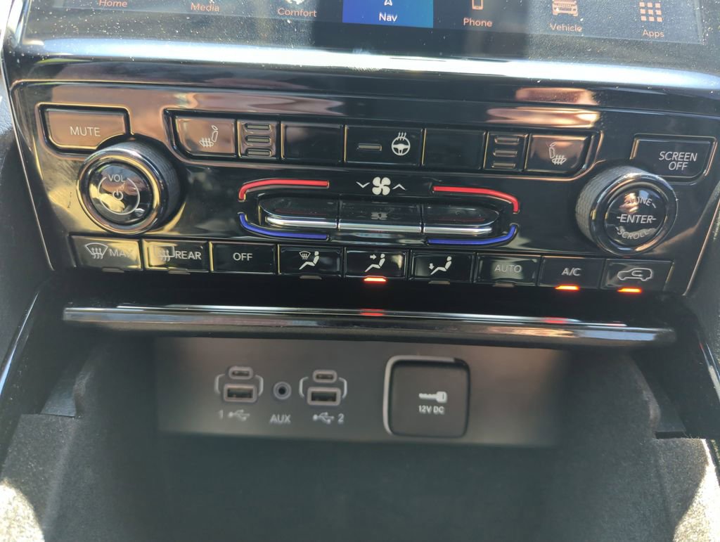 Used 2022 Jeep Grand Cherokee Limited image 26