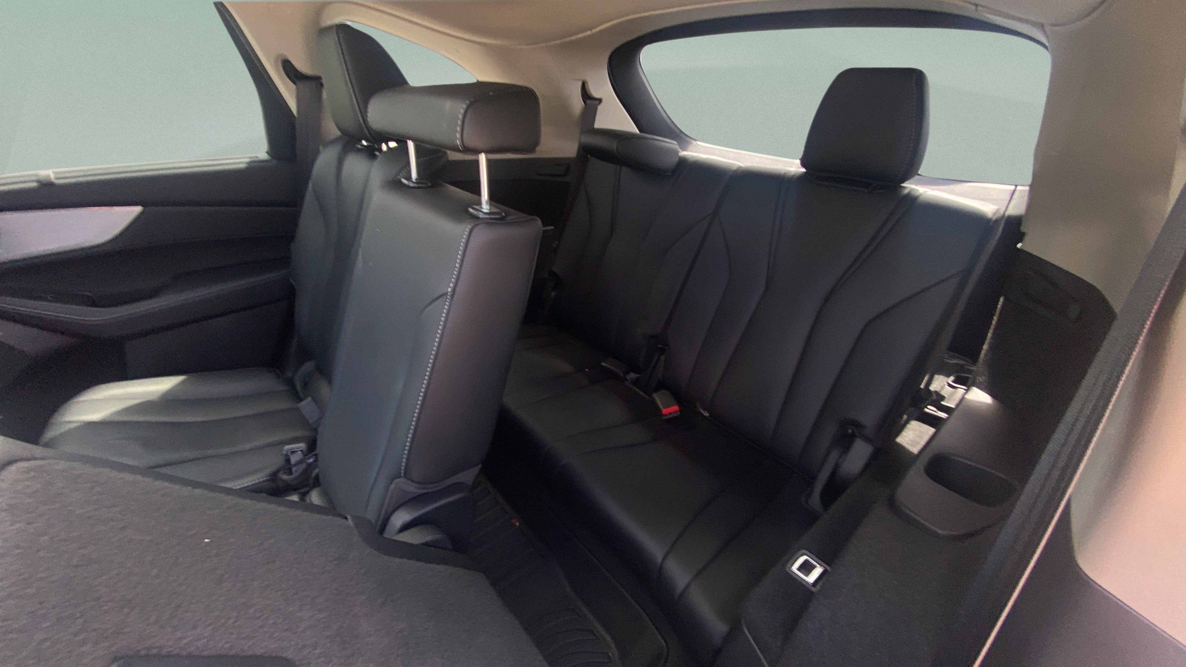 Certified 2023 Acura MDX w/ Technology Package AWD/4WD image 24