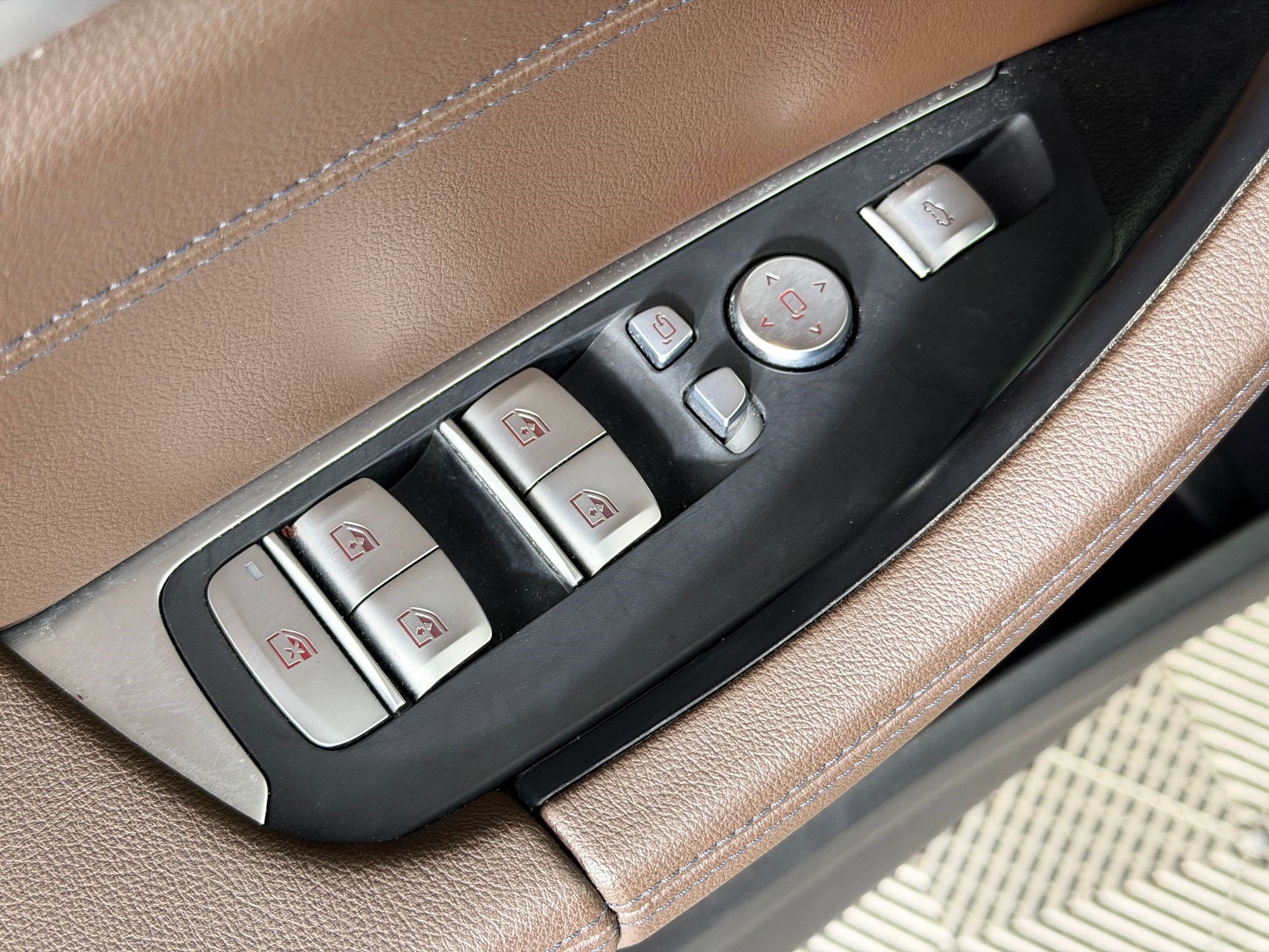 Used 2022 BMW X3 sDrive30i w/ M Sport Package 2 RWD image 24