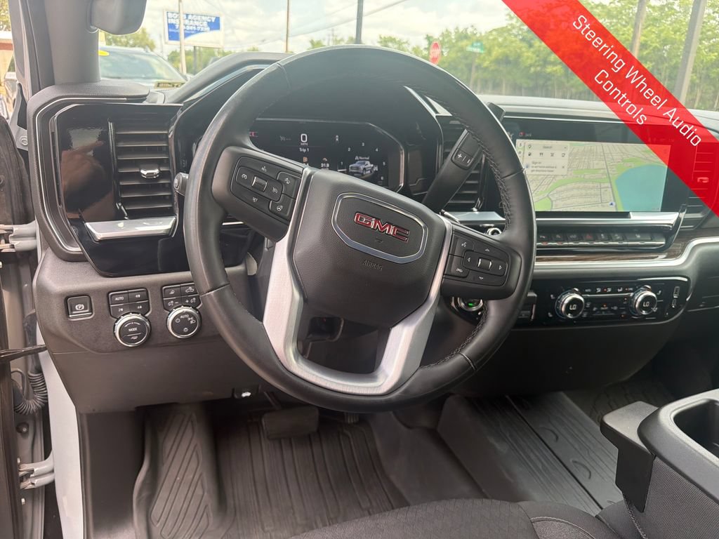Used 2025 GMC Sierra 1500 SLE AWD/4WD image 16
