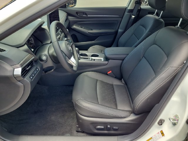 New 2026 Nissan Altima 2.5 SV w/ SV Premium Package FWD image 19