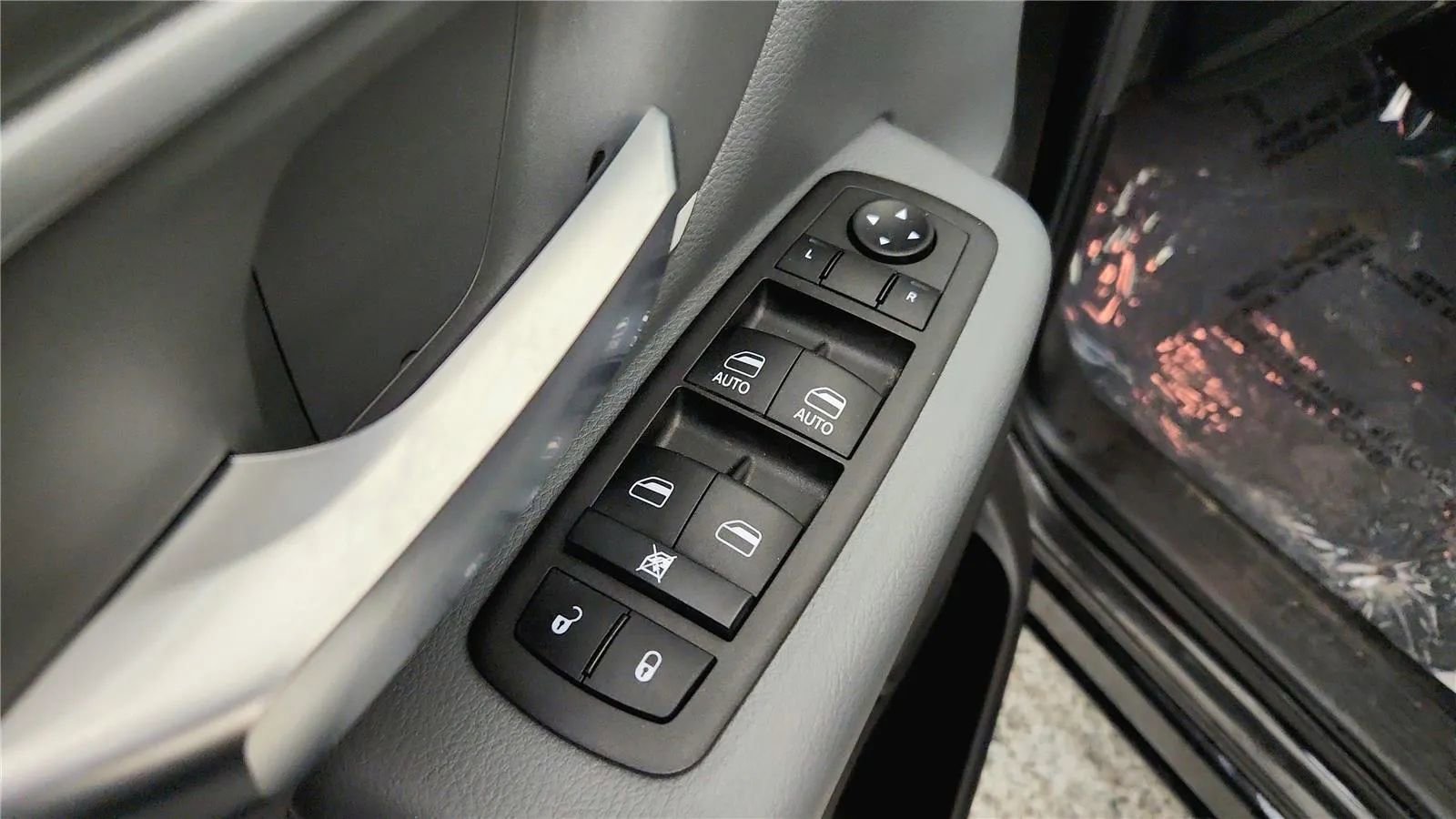 Used 2022 RAM 1500 Big Horn image 30