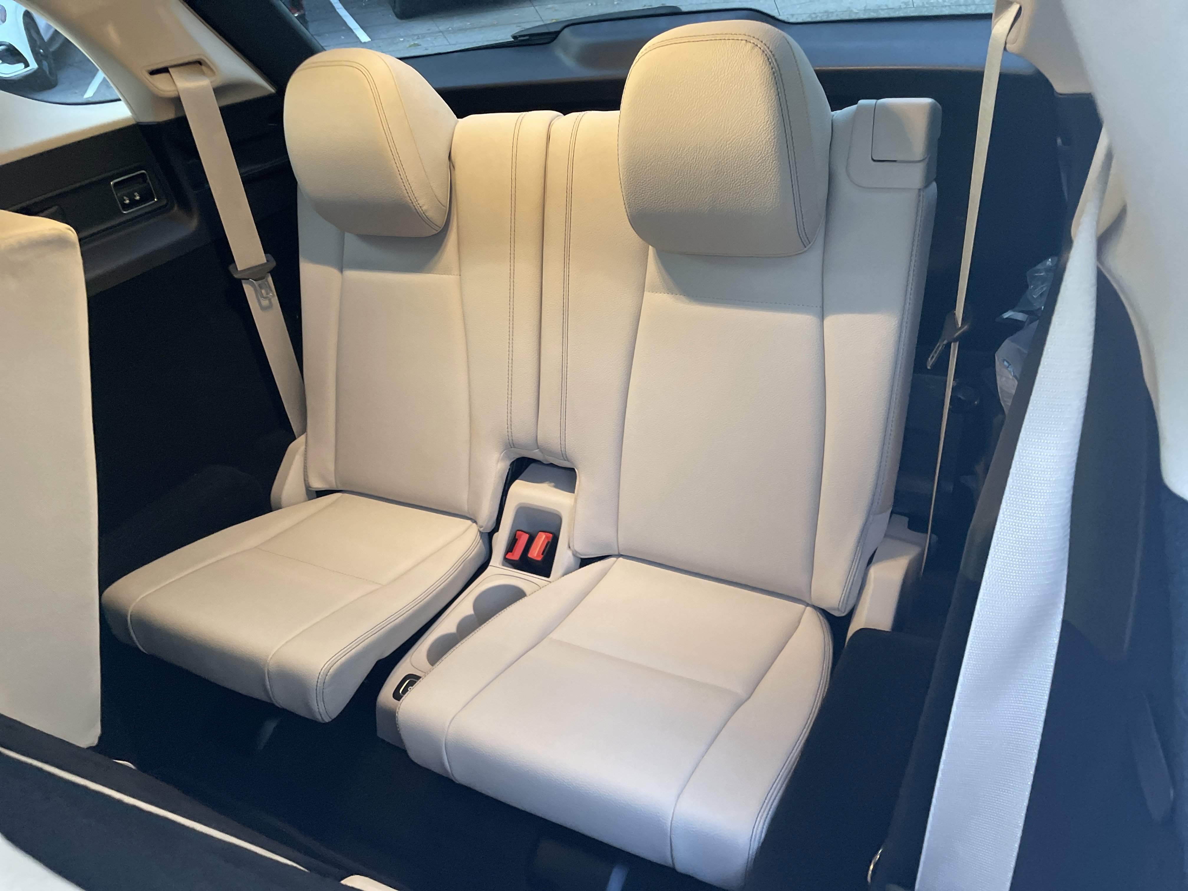 Used 2025 Mercedes-Benz GLE 350 4MATIC image 40