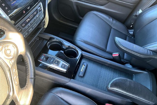 Used 2020 Honda Ridgeline RTL-E image 16