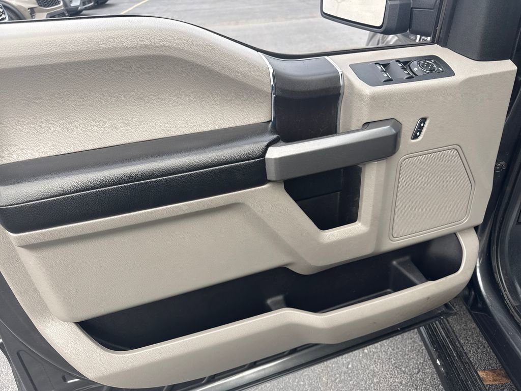 Used 2019 Ford F150 XLT image 21