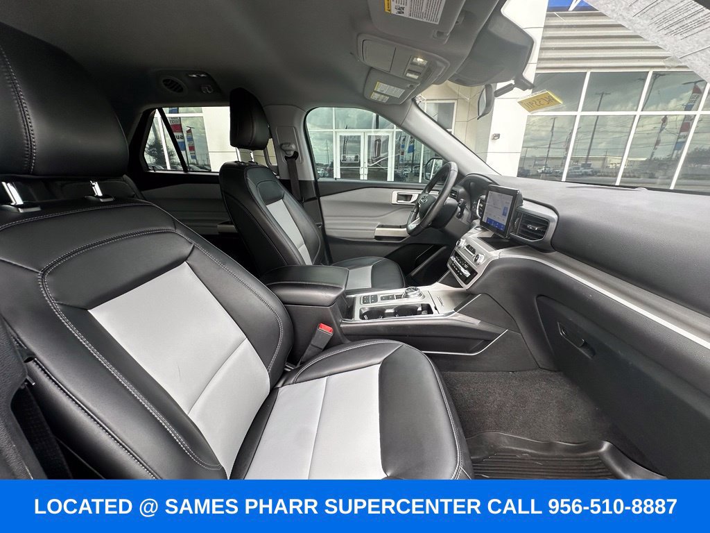 Used 2023 Ford Explorer XLT w/ Equipment Group 202A RWD image 30