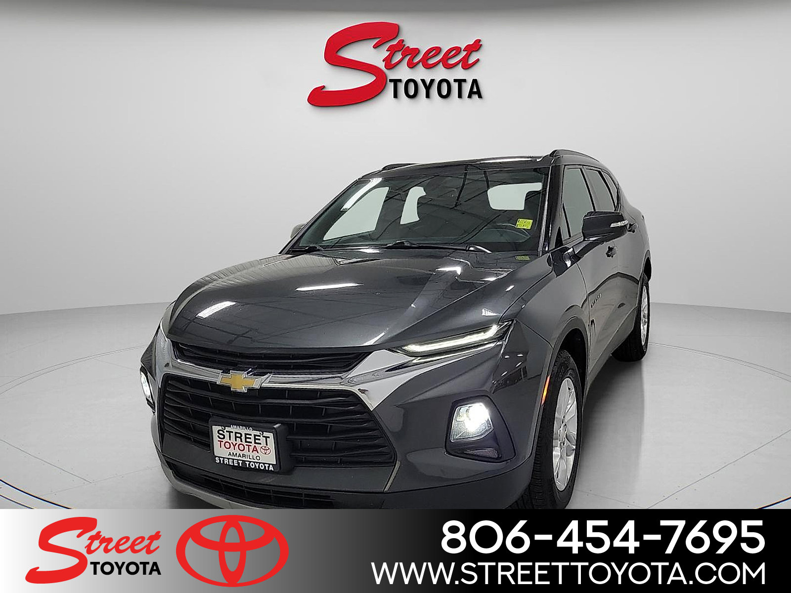 Used 2020 Chevrolet Blazer LT FWD image 1