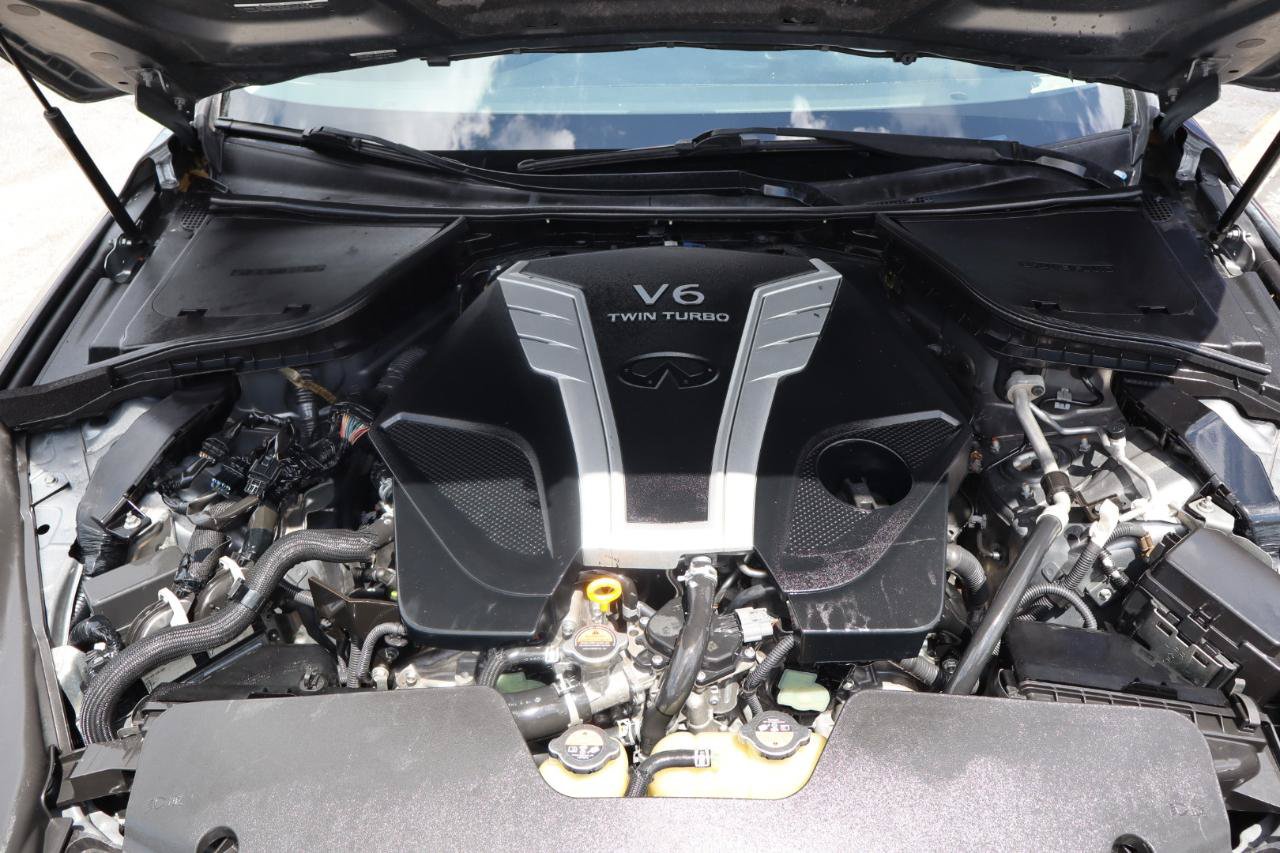 Used 2016 INFINITI Q50 3.0t Premium w/ 3.0T Premium Plus Package RWD image 32
