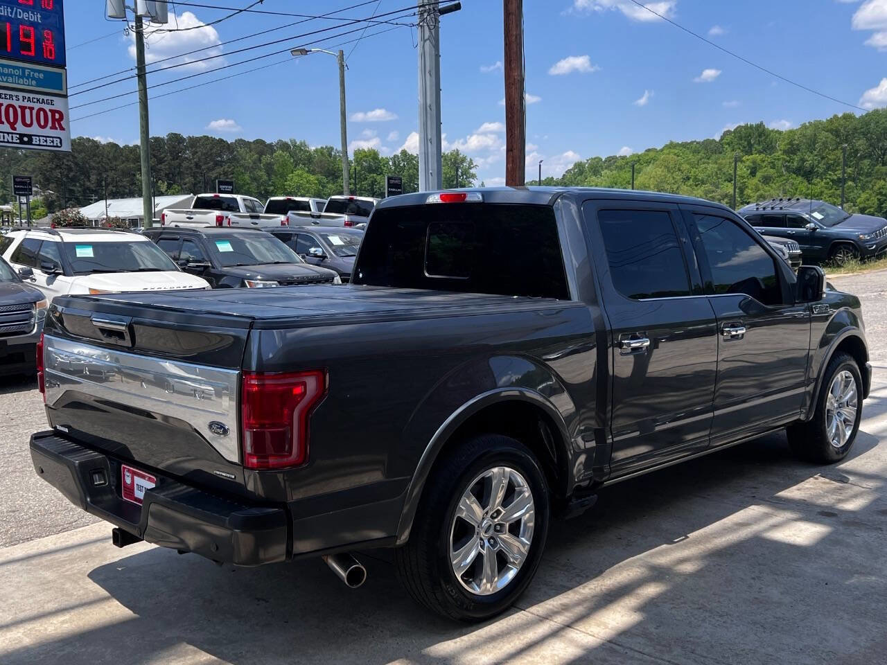 Used 2016 Ford F150 Platinum w/ Equipment Group 701A Luxury RWD image 9