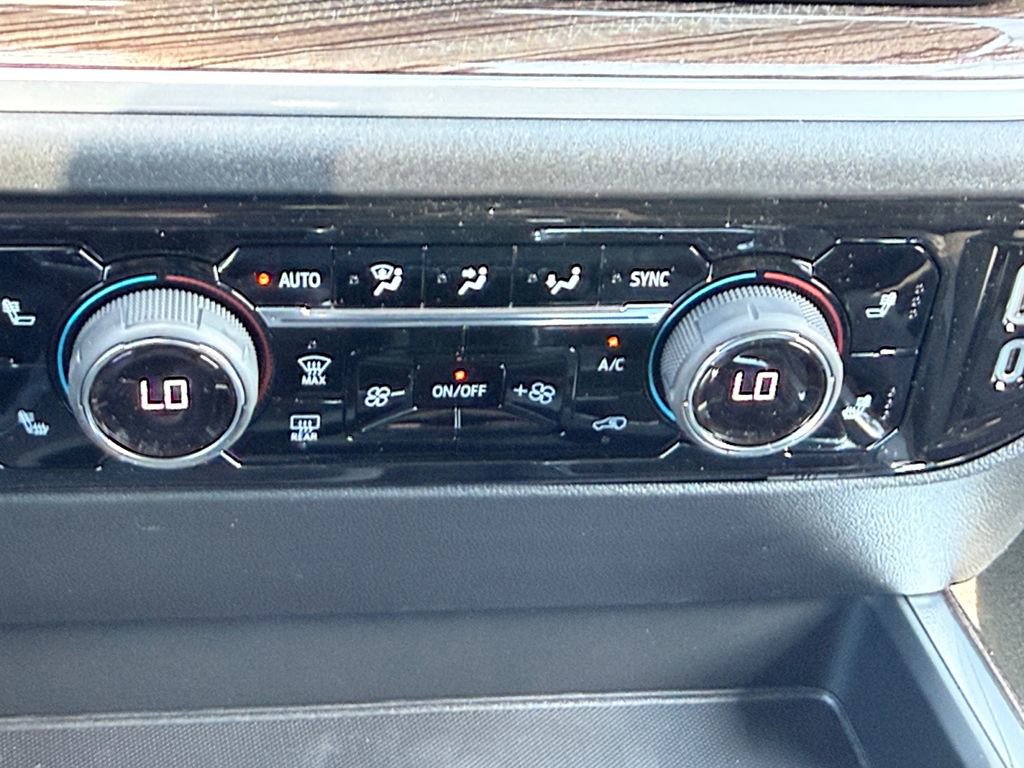 New 2026 Chevrolet Silverado 1500 LT AWD/4WD image 18