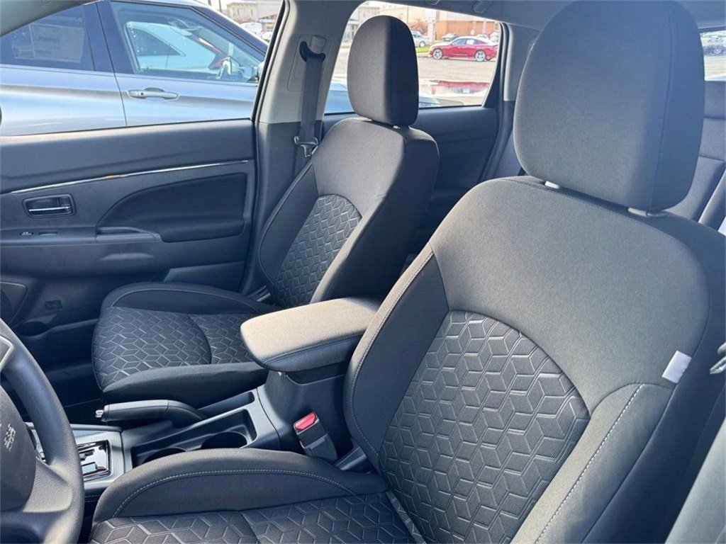 New 2025 Mitsubishi Outlander Sport ES image 22