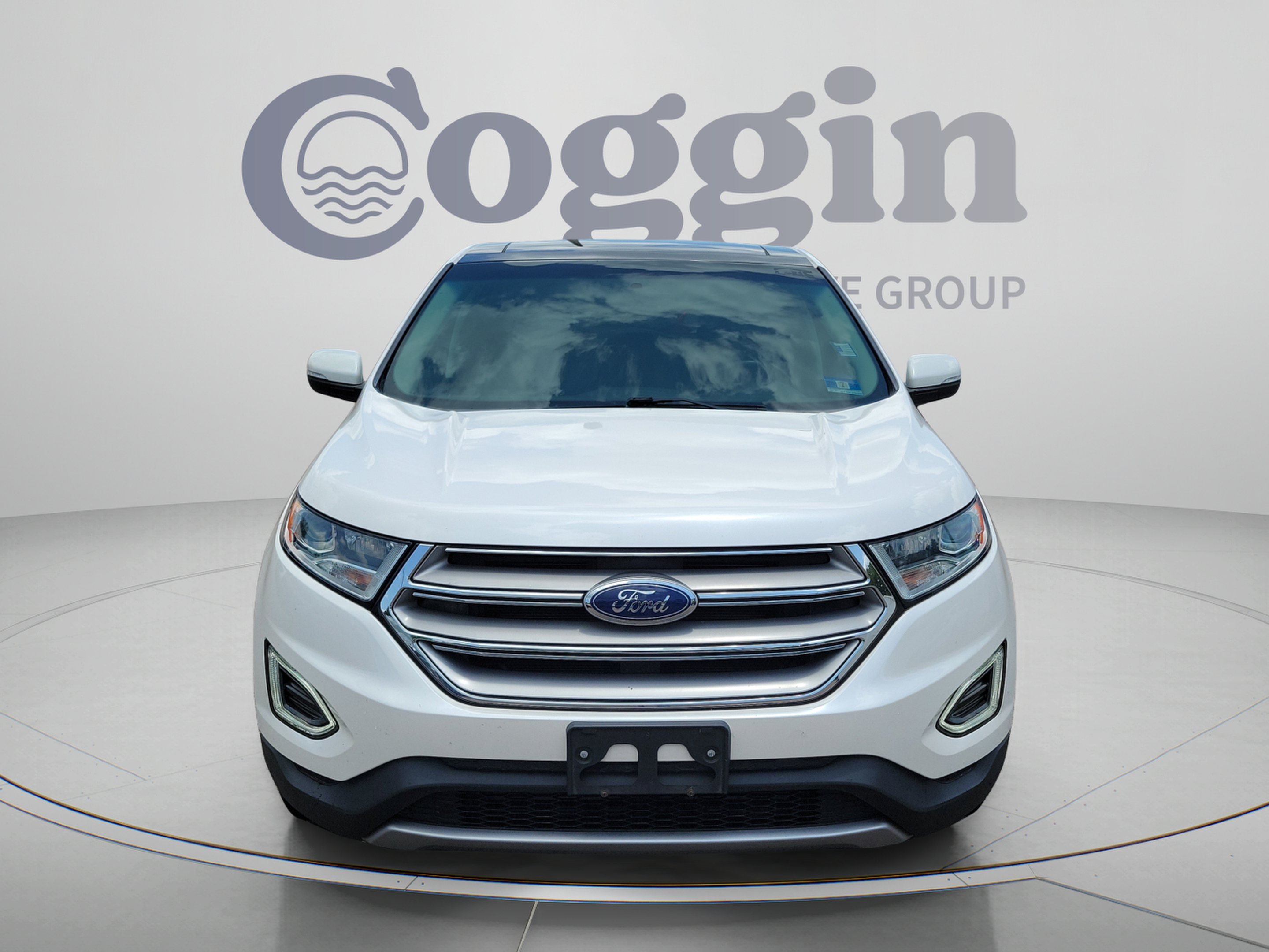 Used 2018 Ford Edge Titanium FWD image 8