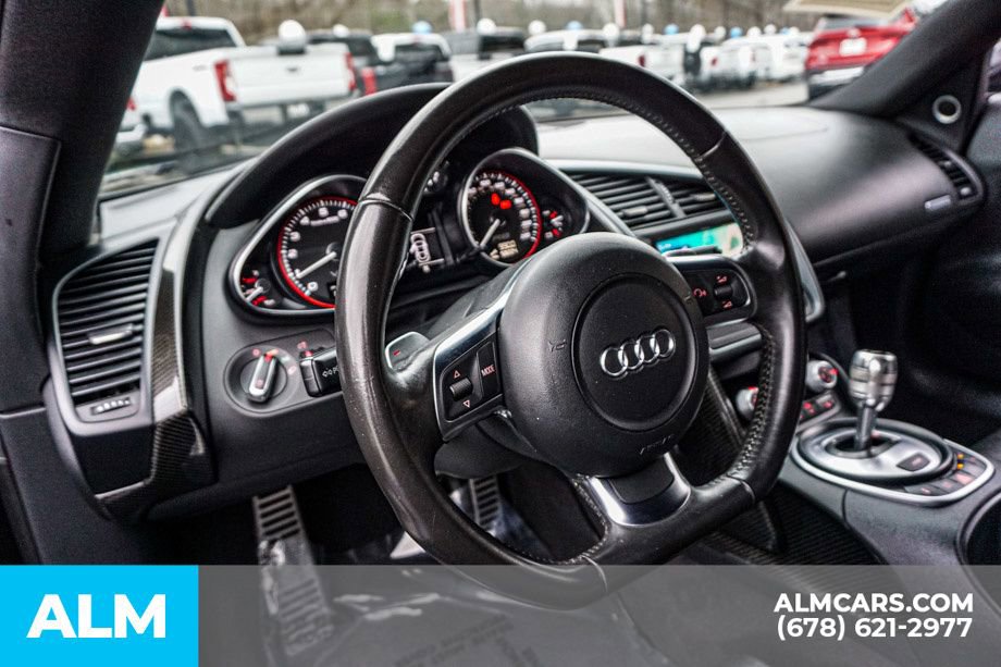 Used 2011 Audi R8 V10 image 28