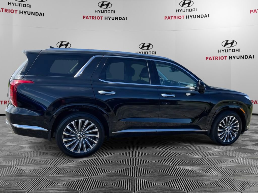 Used 2024 Hyundai Palisade Calligraphy image 8