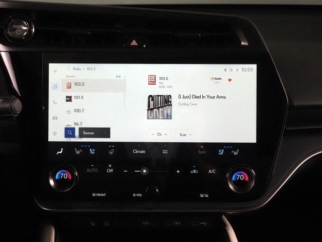 Used 2023 Lexus RZ 450e Luxury w/ Accessory Package (Z1) image 27